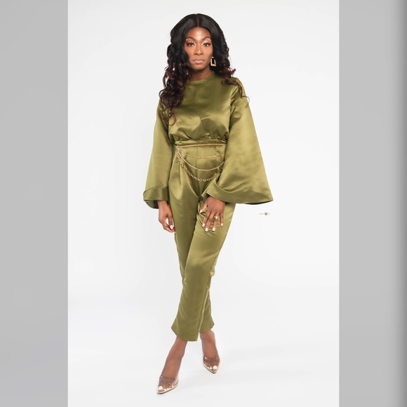 PrettyLittleThing Pants - Satin Flared Sleeve Jumpsuit